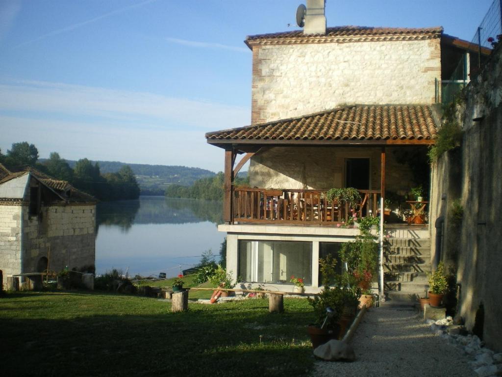 Chambres D'Hotes Moulin De Rigoulieres Saint-Sylvestre-sur-Lot Εξωτερικό φωτογραφία