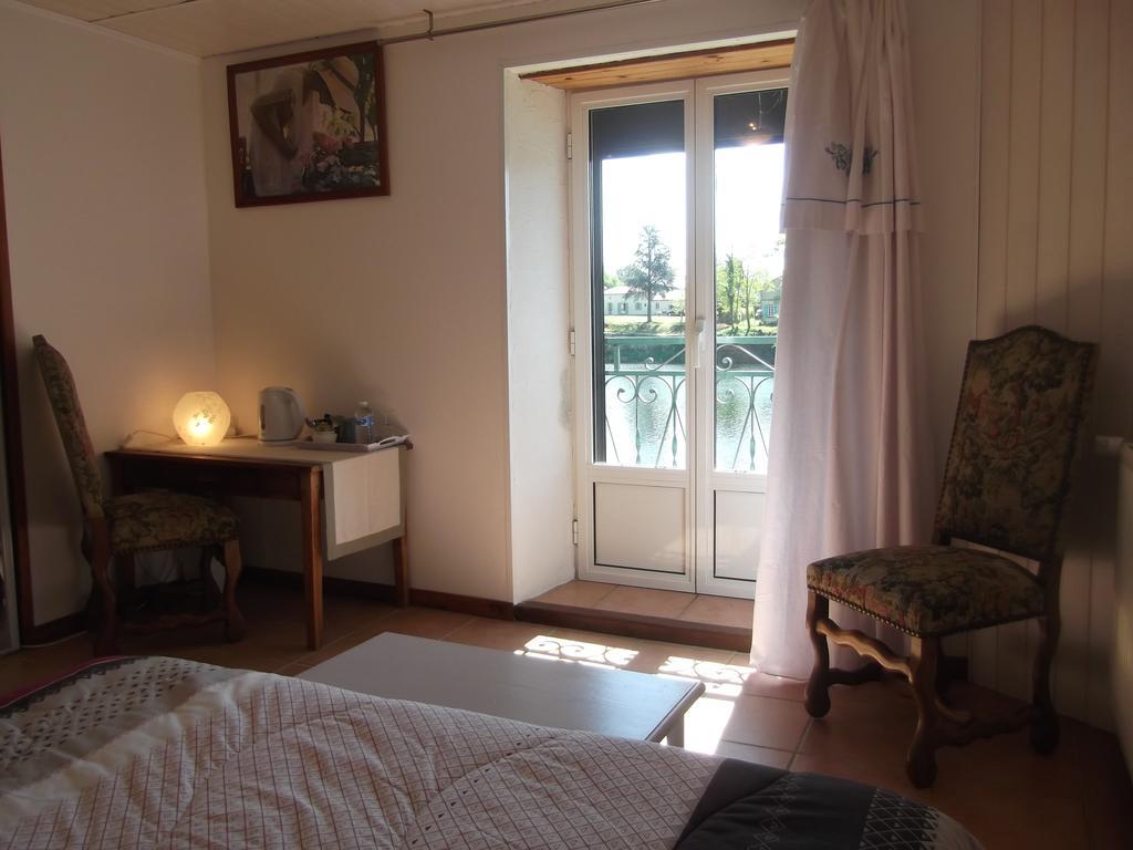 Chambres D'Hotes Moulin De Rigoulieres Saint-Sylvestre-sur-Lot Εξωτερικό φωτογραφία